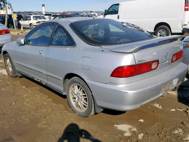 JH4DC4368YS006532 - 2000 ACURA INTEGRA GS SILVER photo 3