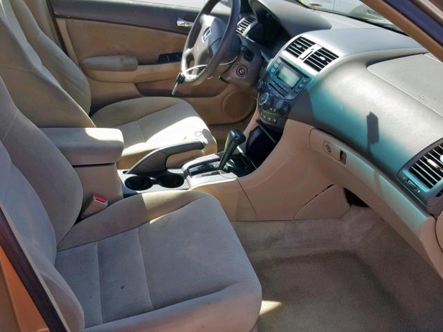 1HGCM56155A164295 - 2005 HONDA ACCORD DX GOLD photo 5