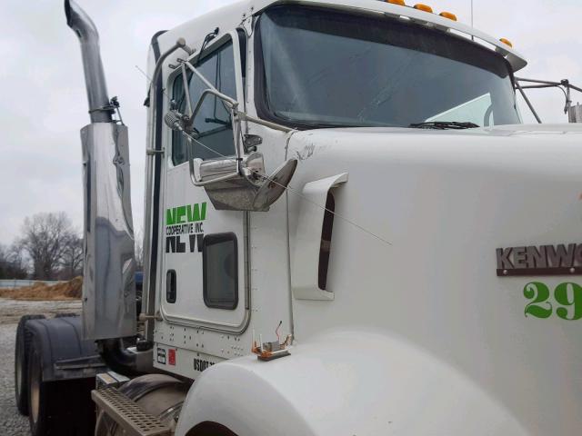 1XKDD49X77J184150 - 2007 KENWORTH CONSTRUCTI WHITE photo 1