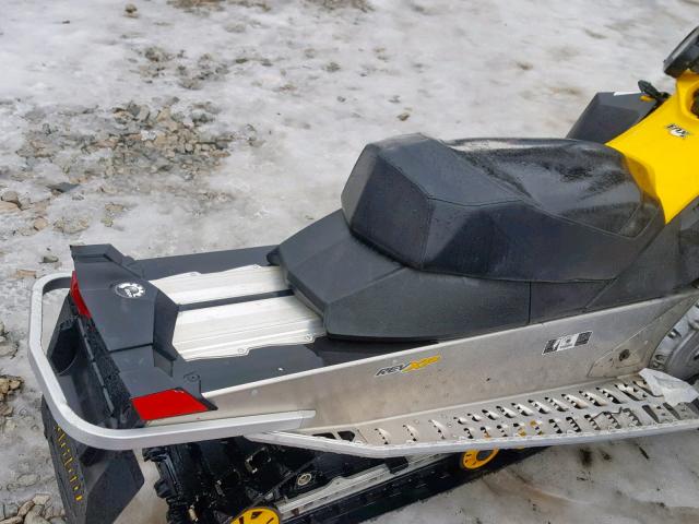 2BPSBHBC2BU000140 - 2011 SKI DOO MXZ 600 YELLOW photo 6