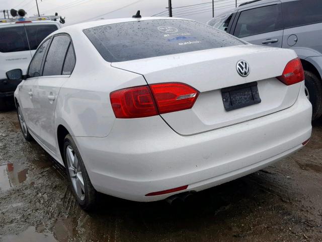 3VWLL7AJXDM406761 - 2013 VOLKSWAGEN JETTA TDI WHITE photo 3