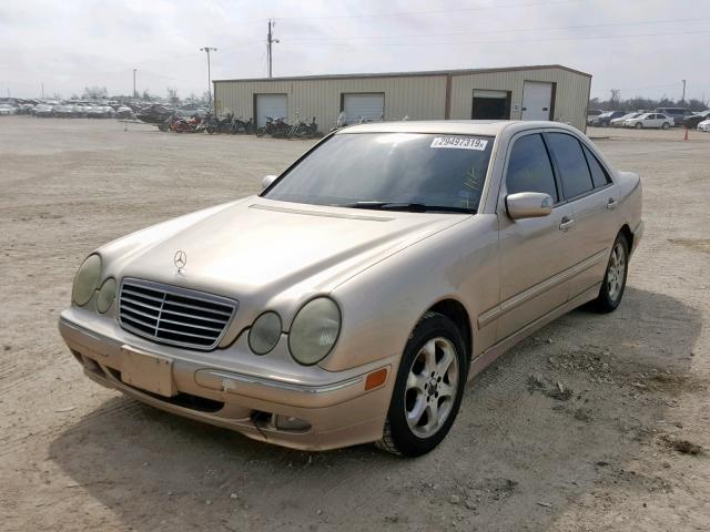 WDBJF65J32B471721 - 2002 MERCEDES-BENZ E 320 GOLD photo 2