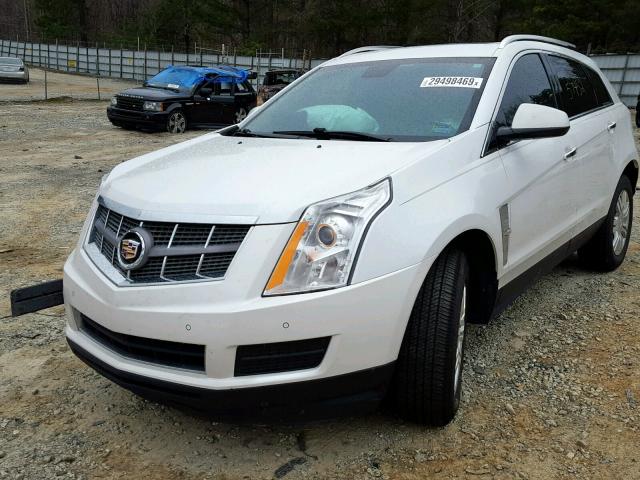 3GYFNAE37CS518831 - 2012 CADILLAC SRX LUXURY WHITE photo 2