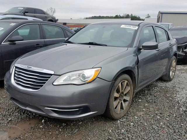 1C3CCBAB1DN763822 - 2013 CHRYSLER 200 LX GRAY photo 2