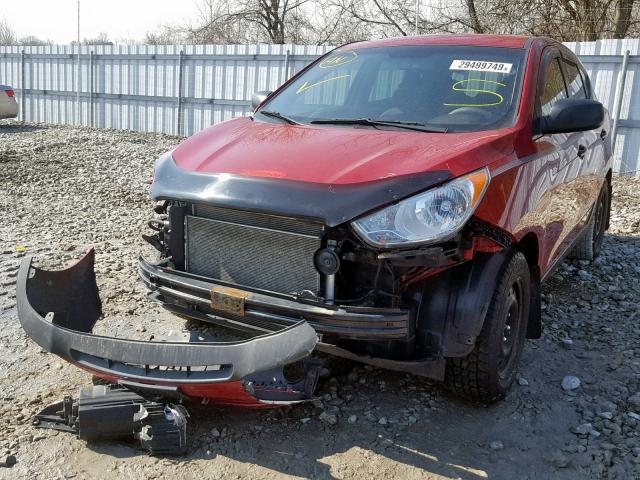 KM8JT3AC0CU328355 - 2012 HYUNDAI TUCSON GL RED photo 2