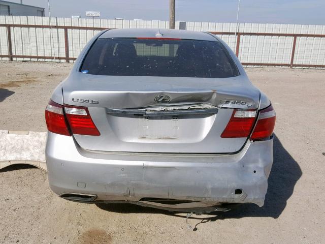 JTHGL46F295034075 - 2009 LEXUS LS 460L SILVER photo 9