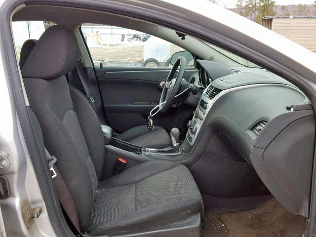 1G1ZC5EB6AF276406 - 2010 CHEVROLET MALIBU 1LT ვერცხლისფერი ფოტო 5