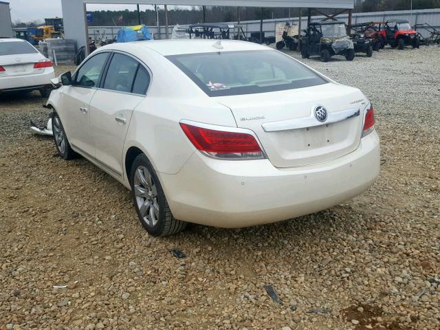 1G4GC5EG2AF300979 - 2010 BUICK LACROSSE C WHITE photo 3