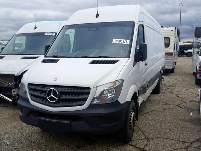 WD3PF1CC1E5926744 - 2014 MERCEDES-BENZ SPRINTER 3 WHITE photo 2