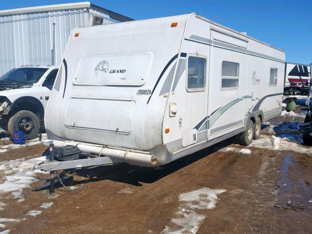 4X4TSVD223L001468 - 2003 WILDWOOD GRAND SURV WHITE photo 2