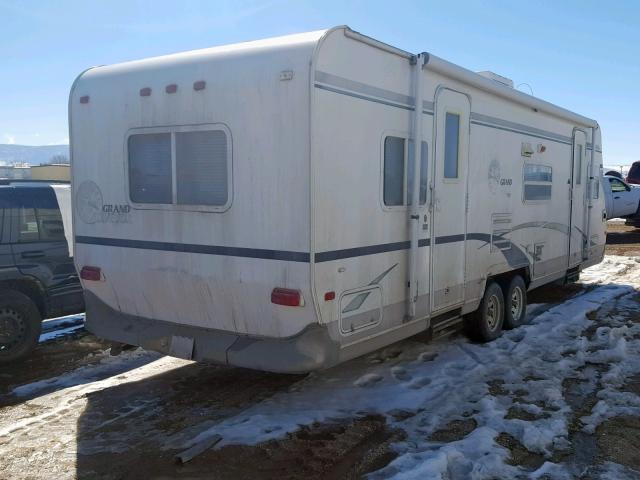 4X4TSVD223L001468 - 2003 WILDWOOD GRAND SURV WHITE photo 4