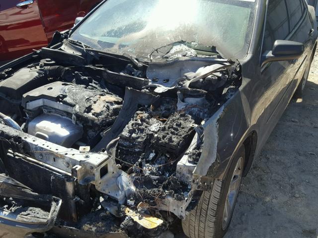 1G11B5SA5DF209828 - 2013 CHEVROLET MALIBU LS GRAY photo 9