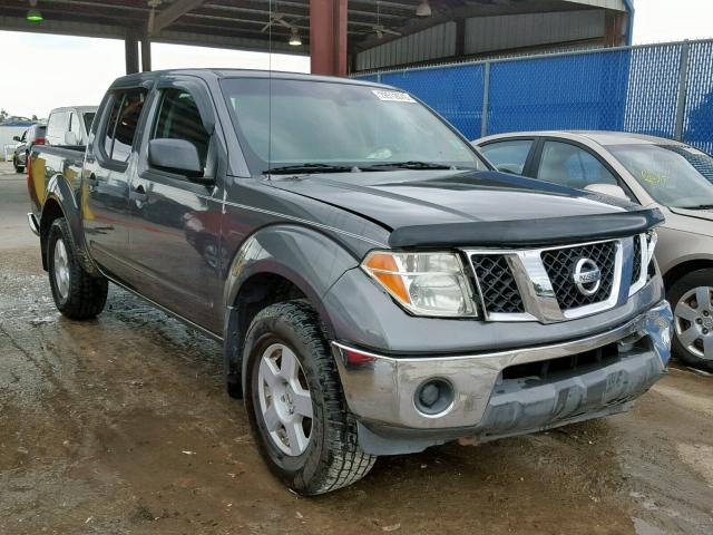 1N6AD07W25C458693 - 2005 NISSAN FRONTIER C GRAY photo 1