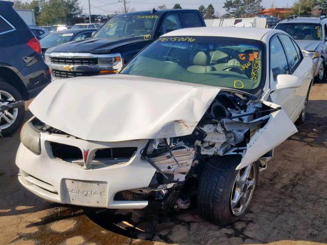 1G2HX52K45U102710 - 2005 PONTIAC BONNEVILLE WHITE photo 2