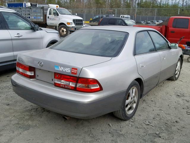 JT8BF28G710337947 - 2001 LEXUS ES 300 SILVER photo 4