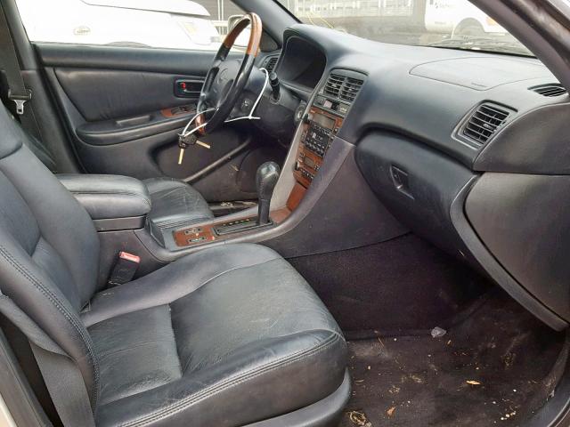 JT8BF28G710337947 - 2001 LEXUS ES 300 SILVER photo 5