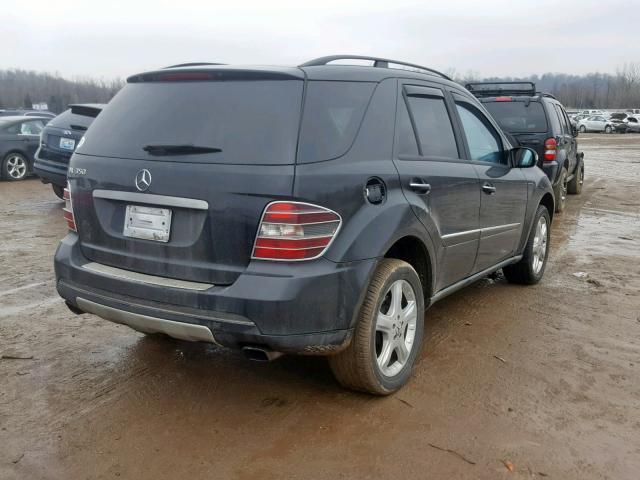 4JGBB86E56A063727 - 2006 MERCEDES-BENZ ML 350 BLACK photo 4