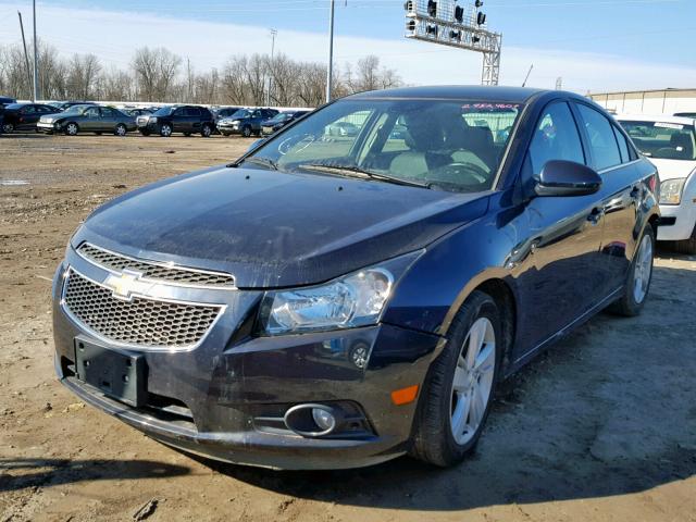 1G1P75SZ1E7420585 - 2014 CHEVROLET CRUZE BLUE photo 2