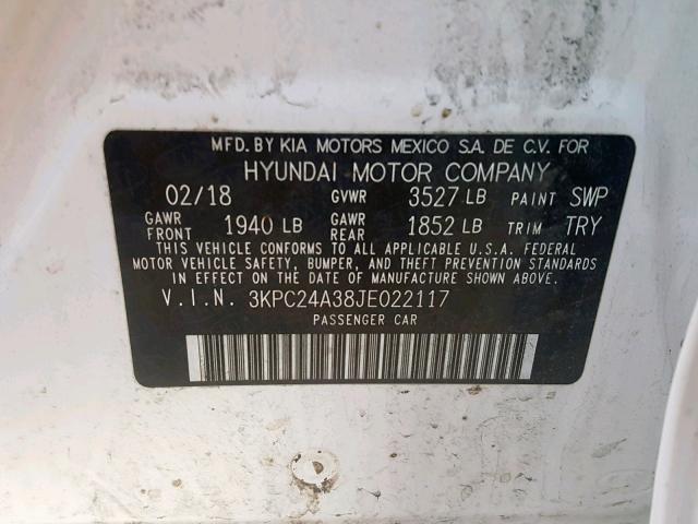 3KPC24A38JE022117 - 2018 HYUNDAI ACCENT SE WHITE photo 10