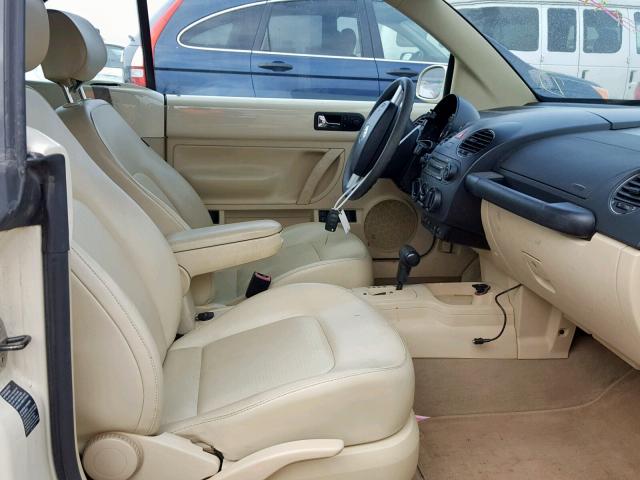 3VWRG31Y76M327040 - 2006 VOLKSWAGEN NEW BEETLE 奶油色 照片 5