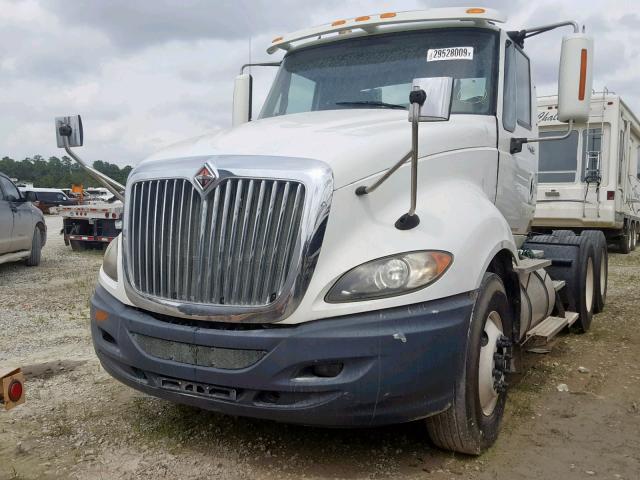 2HSCUAPR5AC169606 - 2010 INTERNATIONAL PROSTAR PR WHITE photo 2