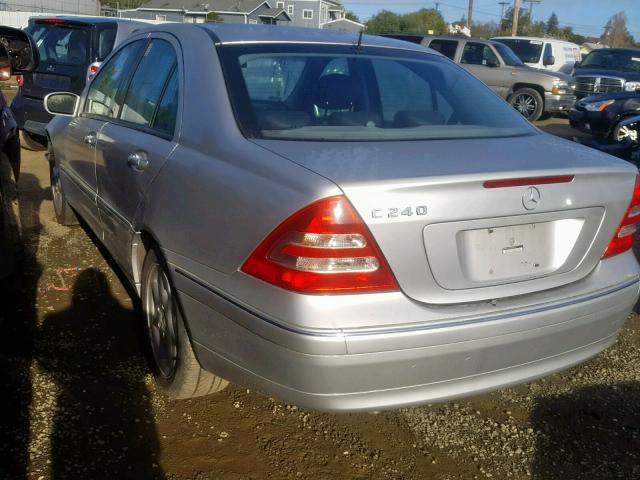 WDBRF61J63F304076 - 2003 MERCEDES-BENZ C 240 SILVER photo 3