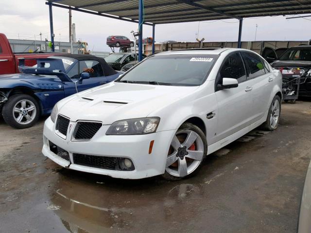 6G2EC57Y89L226344 - 2009 PONTIAC G8 GT WHITE photo 2