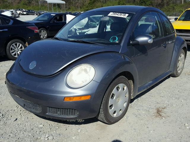 3VWEW31C97M520698 - 2007 VOLKSWAGEN NEW BEETLE GRAY photo 2