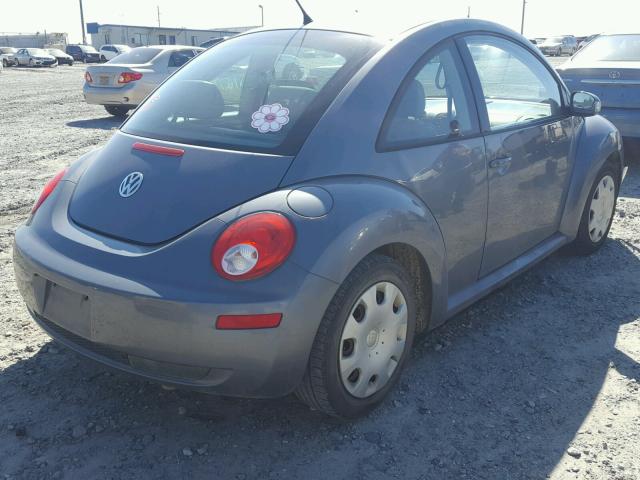 3VWEW31C97M520698 - 2007 VOLKSWAGEN NEW BEETLE GRAY photo 4