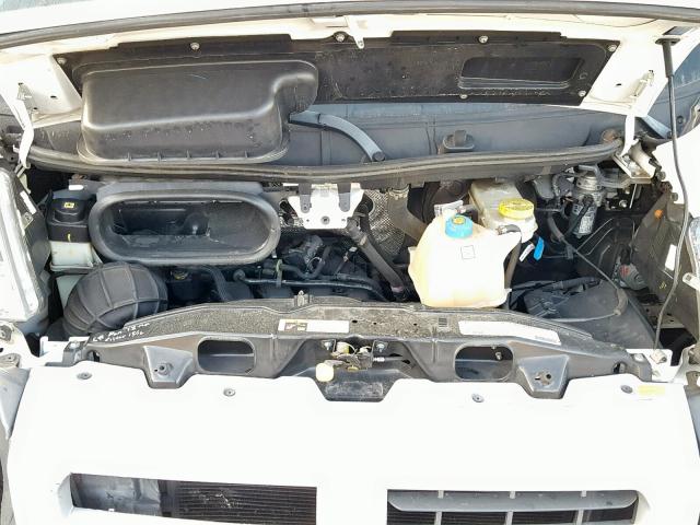 3C6URVHG2EE123049 - 2014 RAM PROMASTER 白色 照片 7