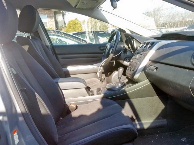 JM3ER2AM9B0376487 - 2011 MAZDA CX-7 GRAY photo 5