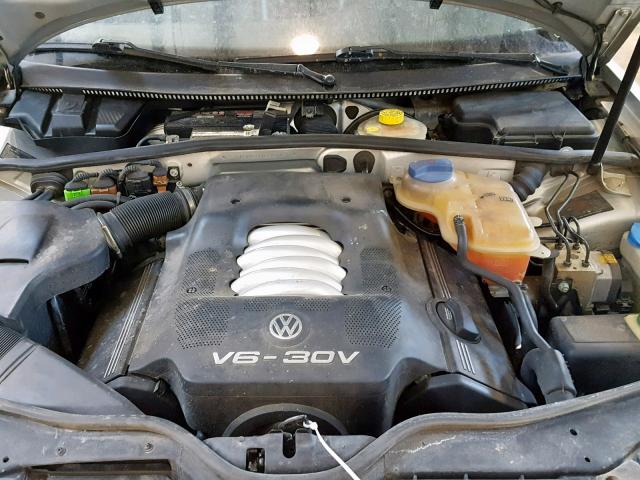 WVWGH23B8YE238970 - 2000 VOLKSWAGEN PASSAT GLX 银色 照片 7