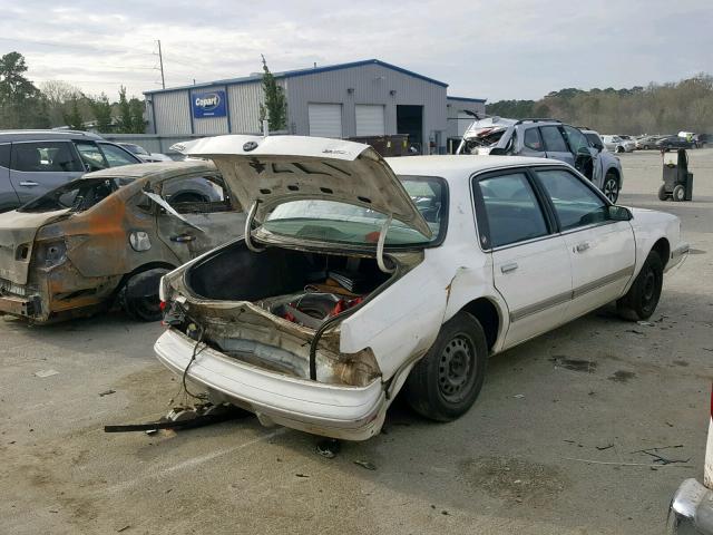 1G4AG55M2R6404237 - 1994 BUICK CENTURY SP WHITE photo 4