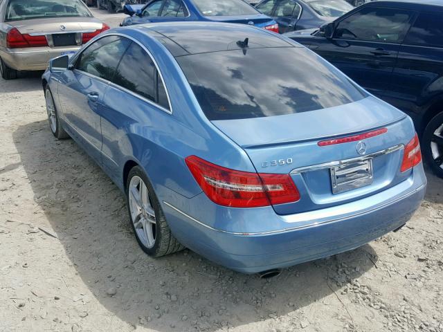 WDDKJ5KB9CF141710 - 2012 MERCEDES-BENZ E 350 BLUE photo 3