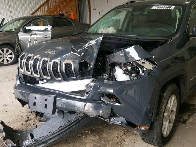 1C4PJMLB6JD571311 - 2018 JEEP CHEROKEE L GRAY photo 9