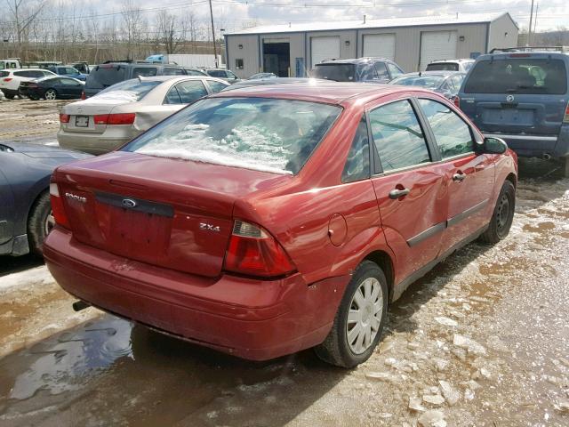 1FAFP34N85W107966 - 2005 FORD FOCUS ZX4 RED photo 4