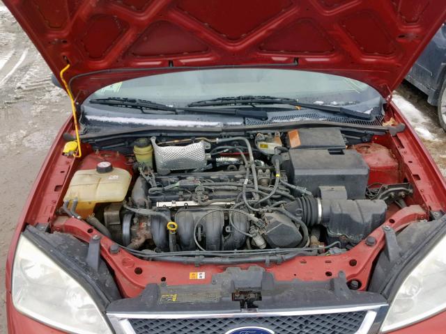 1FAFP34N85W107966 - 2005 FORD FOCUS ZX4 RED photo 7