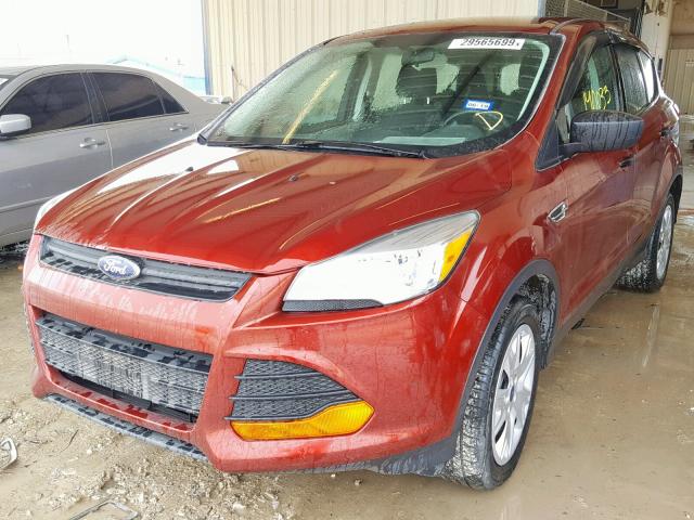 1FMCU0F71EUA13101 - 2014 FORD ESCAPE S RED photo 2