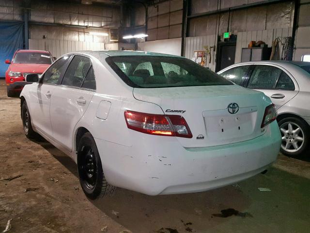 4T4BF3EK1AR035919 - 2010 TOYOTA CAMRY BASE WHITE photo 3