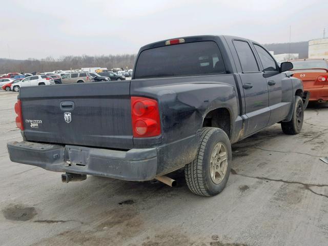 1D7HE28KX7S218392 - 2007 DODGE DAKOTA QUA BLACK photo 4