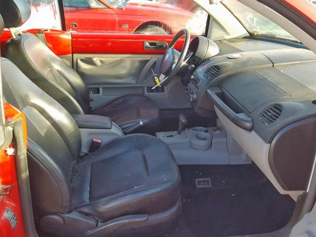 3VWCD31Y15M357616 - 2005 VOLKSWAGEN NEW BEETLE Rot Foto 5
