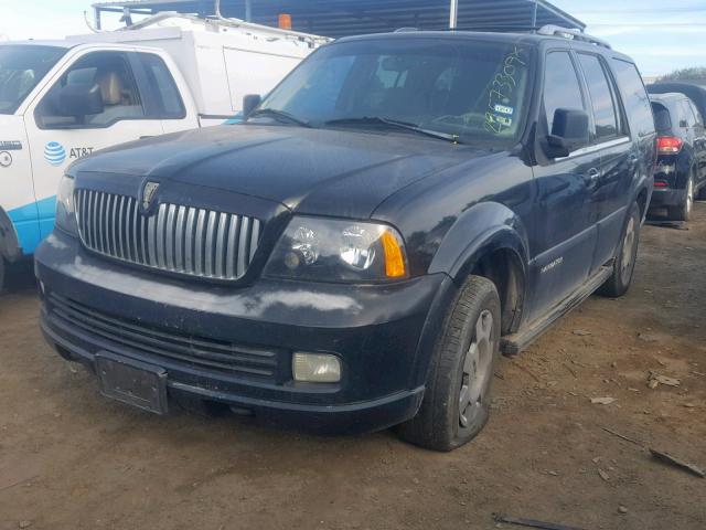 5LMFU27545LJ18143 - 2005 LINCOLN NAVIGATOR 黑色 照片 2