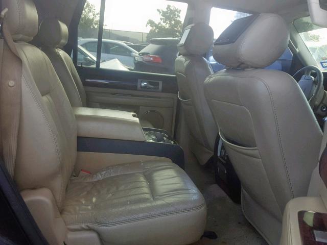 5LMFU27545LJ18143 - 2005 LINCOLN NAVIGATOR 黑色 照片 6