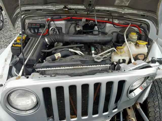 1J4FA49S35P326628 - 2005 JEEP WRANGLER / SILVER photo 7