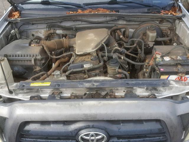 5TENX22N88Z489975 - 2008 TOYOTA TACOMA SILVER photo 7