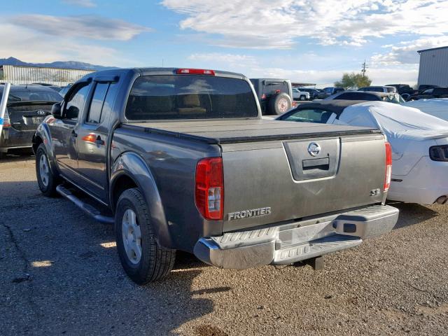 1N6AD07U55C422933 - 2005 NISSAN FRONTIER C CHARCOAL photo 3