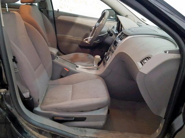 1G1ZC5E16BF368690 - 2011 CHEVROLET MALIBU 1LT შავი ფოტო 5