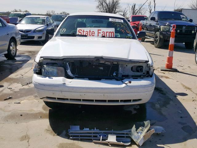 2FAFP73W54X186291 - 2004 FORD CROWN VICT WHITE photo 9