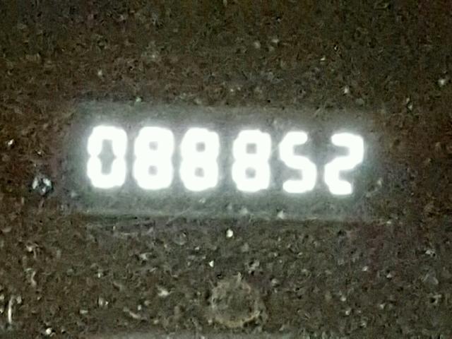 1G1NE52JX3M698990 - 2003 CHEVROLET MALIBU LS GOLD photo 8