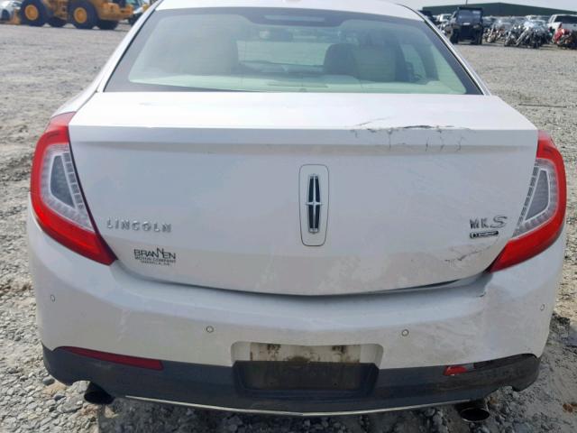 1LNHL9FT0DG613325 - 2013 LINCOLN MKS WHITE photo 9